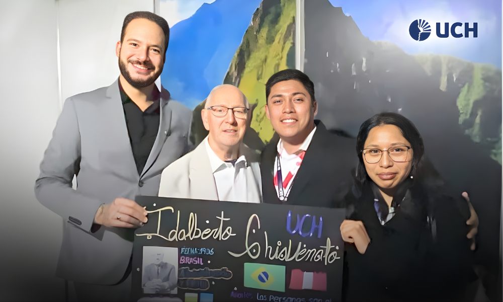 Estudiantes UCH destacan en el CONEA 2025 junto a referentes internacionales