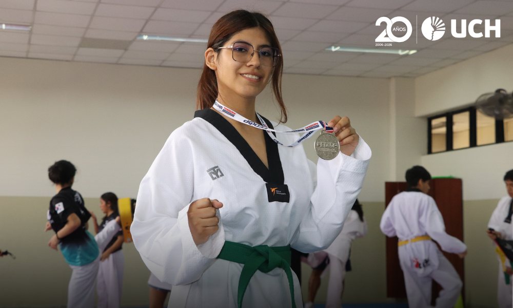 Fabiana Ávila: orgullo UCH con medalla de plata en Taekwondo