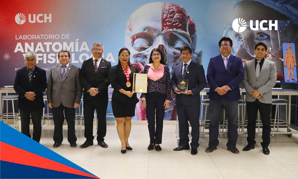 UCH logra Oro internacional por innovación en salud