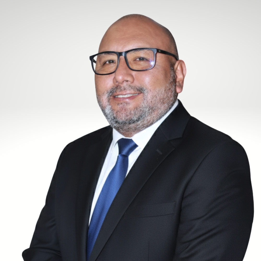 Dr. Eleazar Armando Flores Medina
