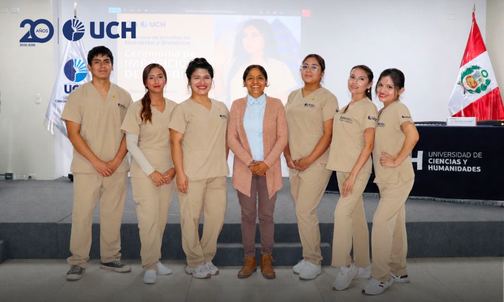 Imposición de uniformes marca el inicio de nuevos nutricionistas
