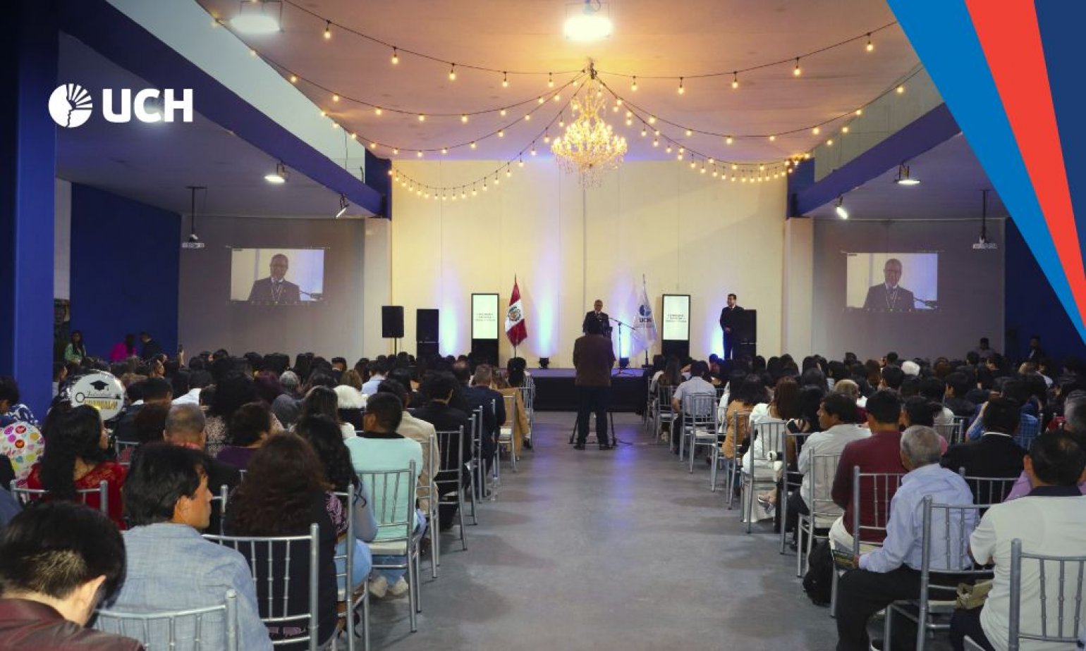 Ceremonia de Grados y Títulos: Egresados UCH celebran sus logros en emotivo evento