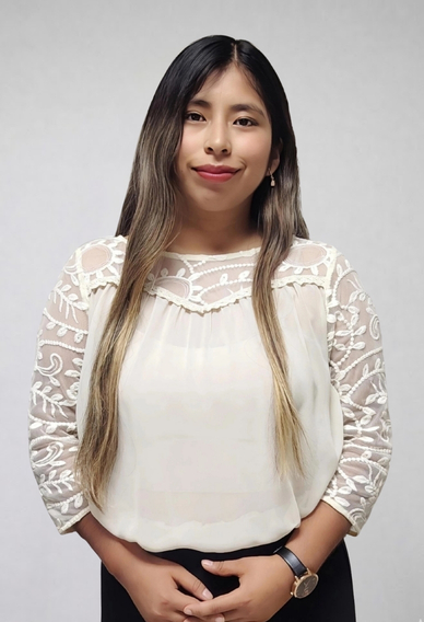 LIC. Ana Adriana Huamani Huaracca