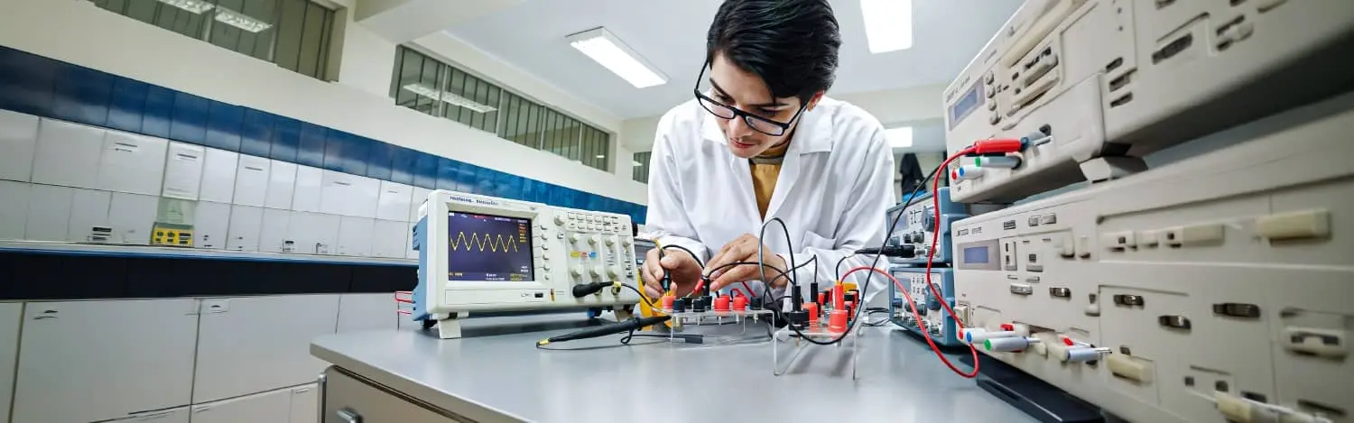 Facultad de<br> Ciencias e Ingeniería
