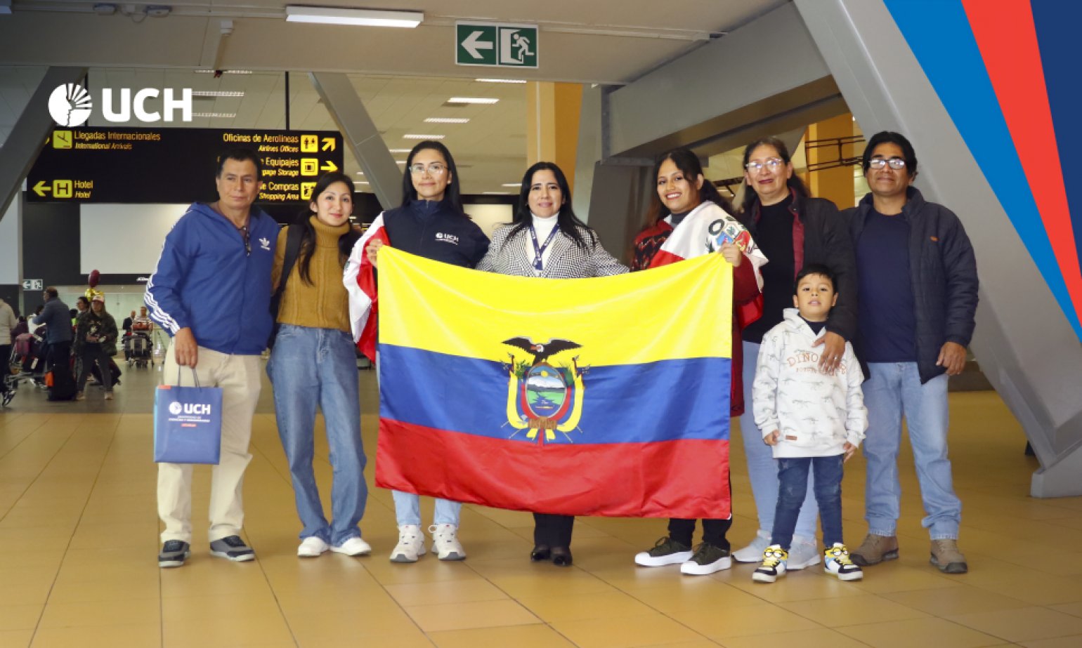 Estudiantes de la UCH viajan a Ecuador para iniciar estudios en la Universidad de Cuenca