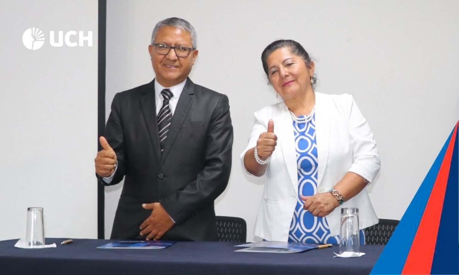 UCH y UGEL 04 firman convenio clave
