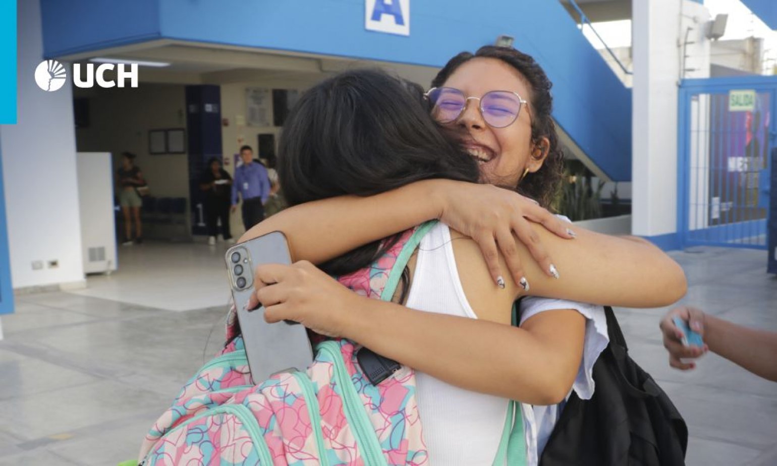 Emocionante primer día de clases de estudiantes del II al X ciclo