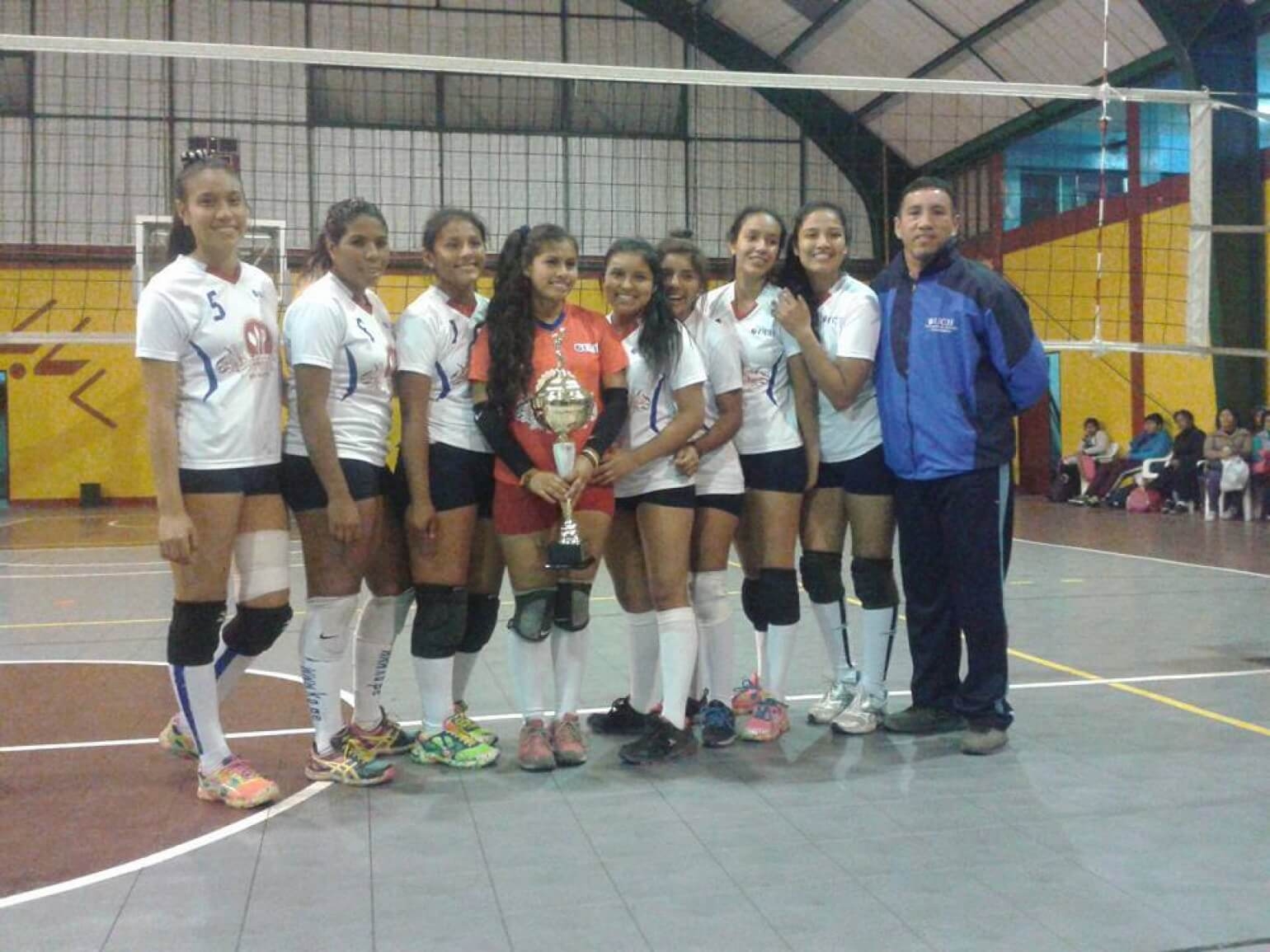 Selección de voley UCH